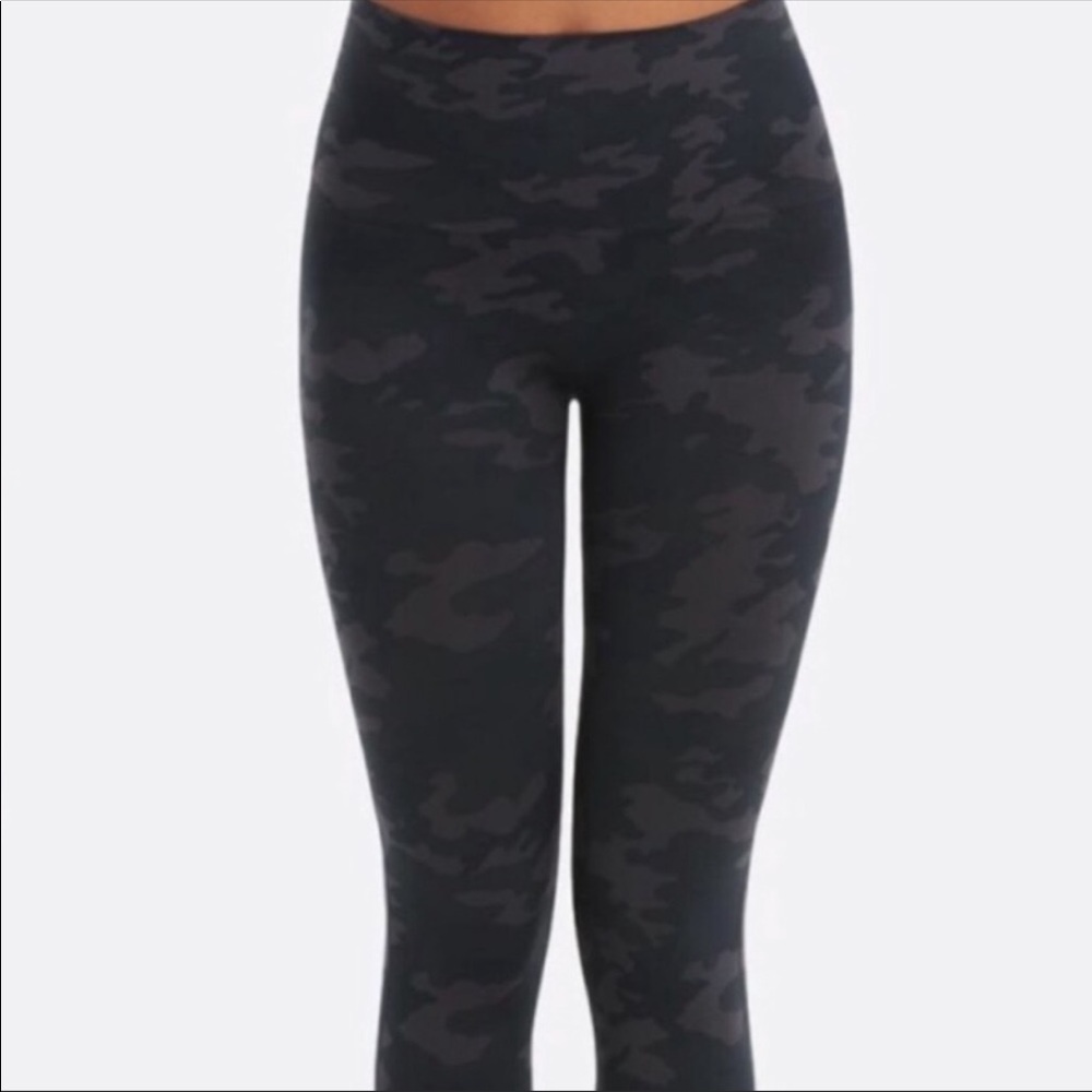 Spanx Camo leggings